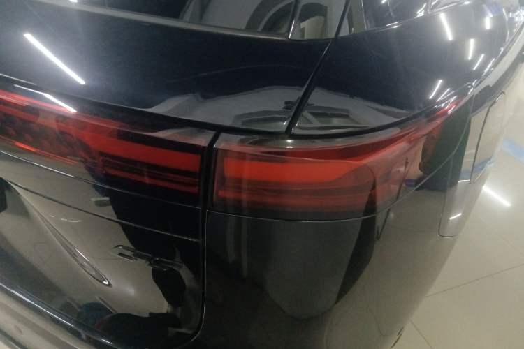 Used XPeng G9 2025 625 Long-Range Max Exterior 3