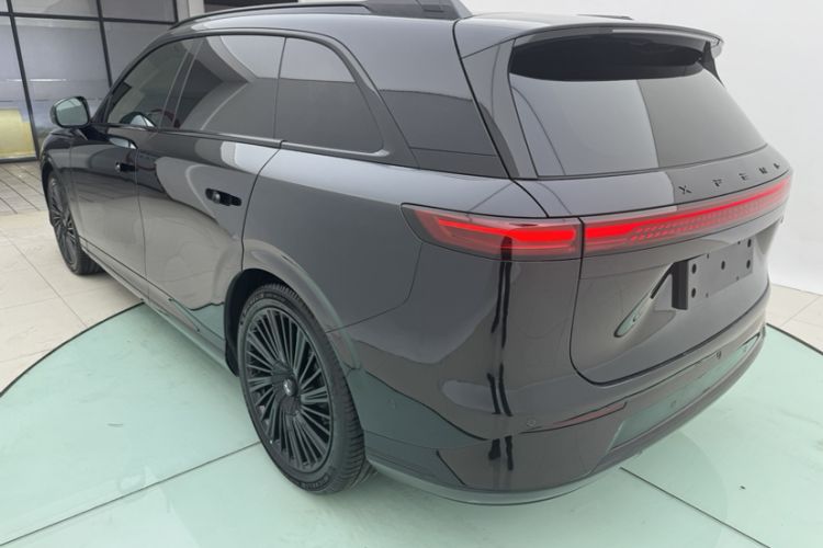 Used XPeng G9 2025 725 with Ultra-Long Range Max Exterior 5
