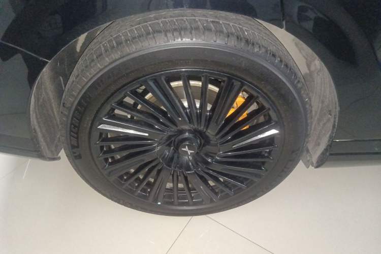 Used XPeng G9 2025 625 Long-Range Max Exterior 5