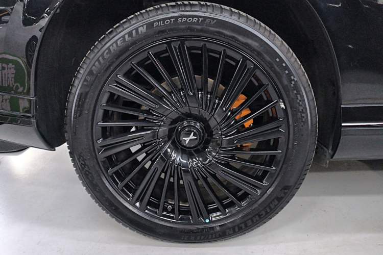 Used XPeng G9 2025 625 Long-Range Max Exterior 5