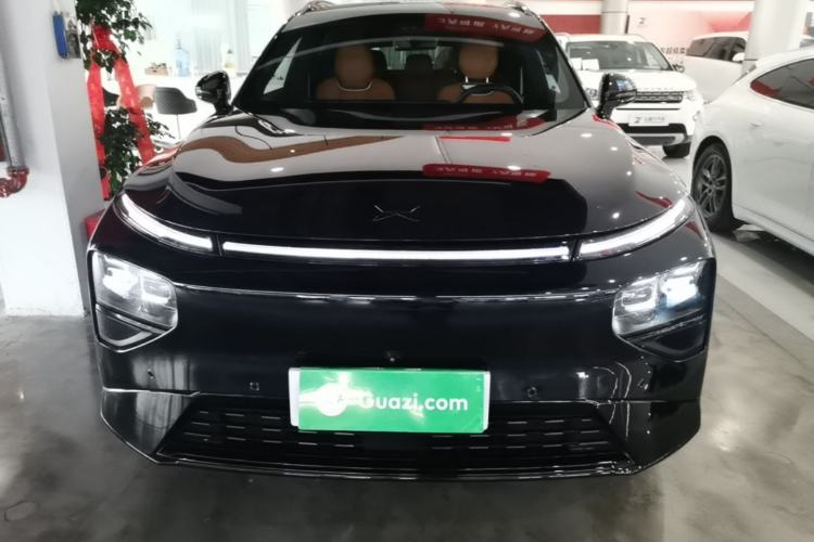 Used XPeng G9 2025 725 with Ultra-Long Range Max Front