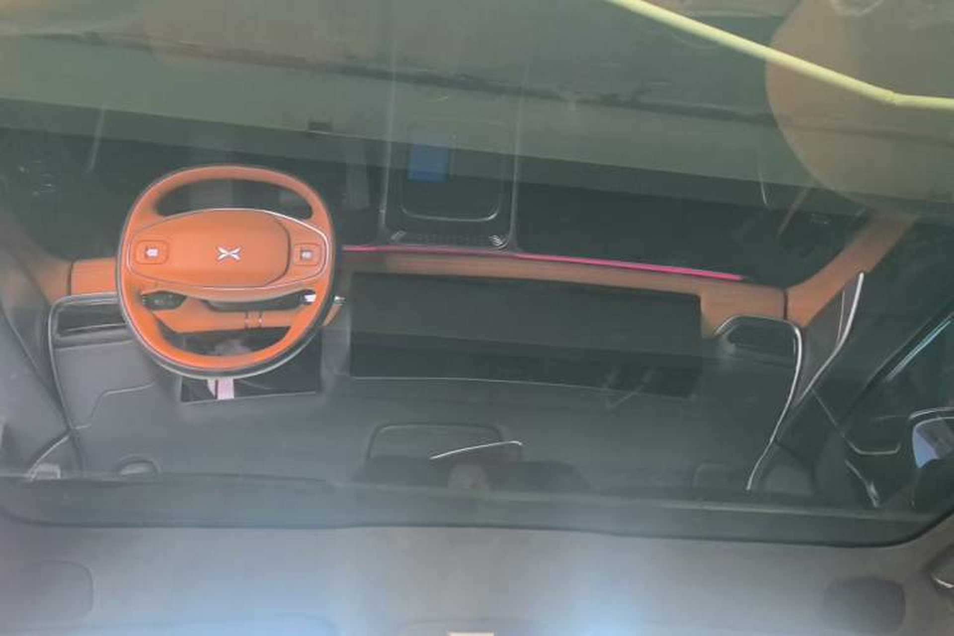 Used XPeng G9 2025 625 Long-Range Max Headliner
