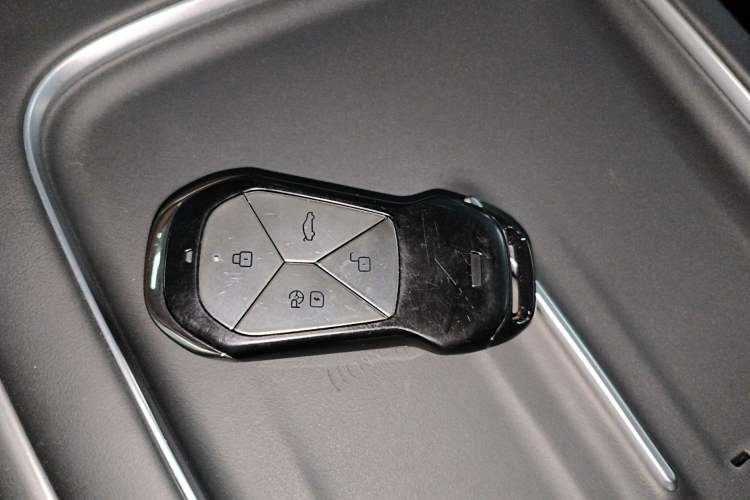 Used XPeng G9 2025 625 Long-Range Max Interior 1