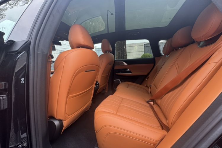 Used XPeng G9 2025 625 Long-Range Max Interior 3