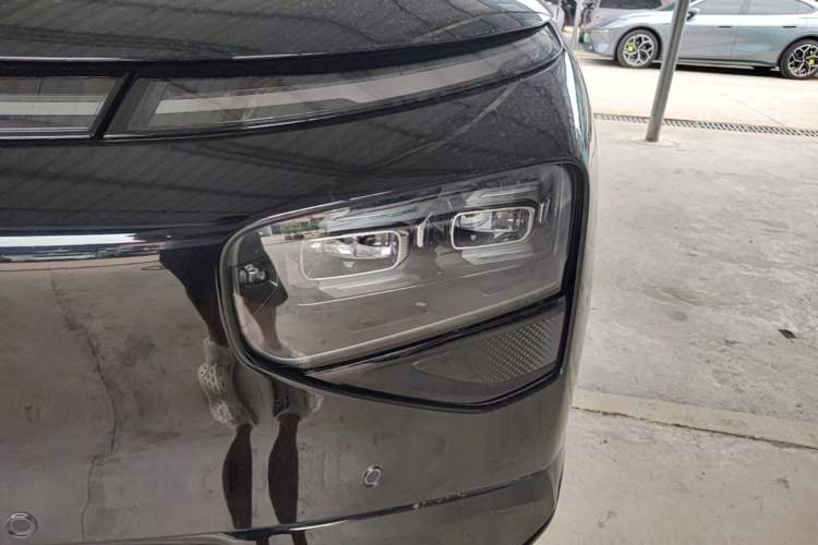 Used XPeng G9 2025 625 Long-Range Max Left Front Headlight