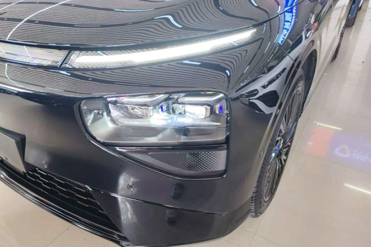 Used XPeng G9 2025 725 with Ultra-Long Range Max Left Front Headlight