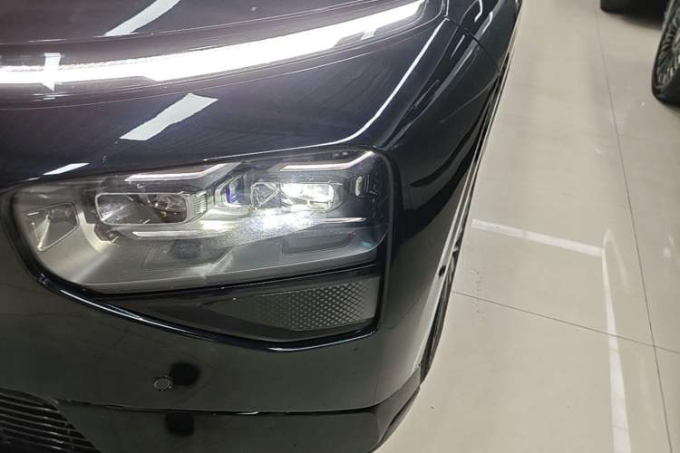 Used XPeng G9 2025 680 Ultra-Long Range All-Wheel Drive Max Left Front Headlight