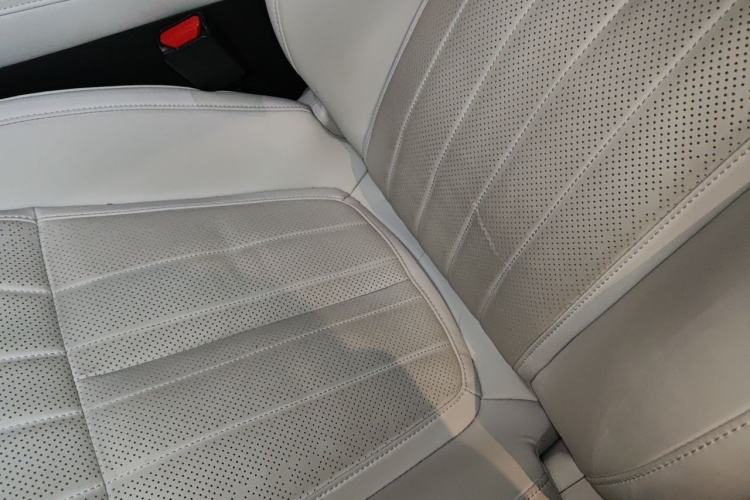 Used XPeng G9 2025 625 Long-Range Max Left Rear Seat