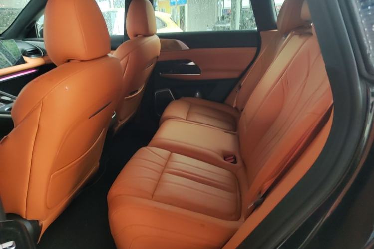 Used XPeng G9 2025 625 Long-Range Max Left Rear Seat