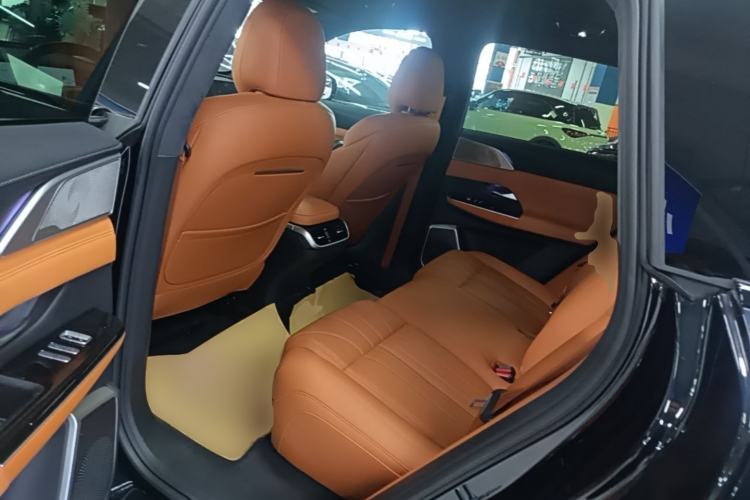 Used XPeng G9 2025 625 Long-Range Max Left Rear Seat