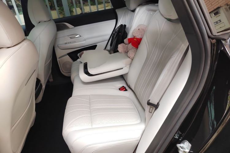Used XPeng G9 2025 625 Long-Range Max Left Rear Seat