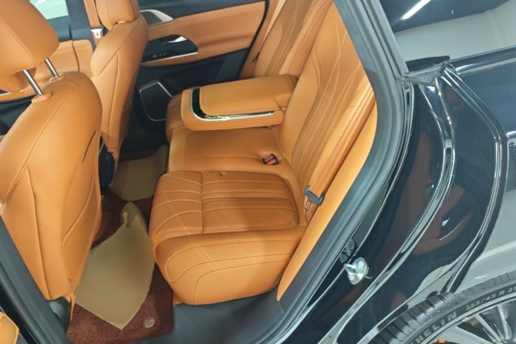 Used XPeng G9 2025 625 Long-Range Max Left Rear Seat