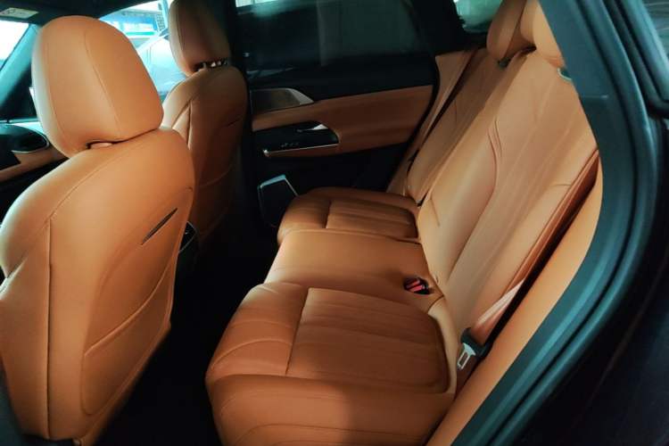 Used XPeng G9 2025 625 Long-Range Max Left Rear Seat