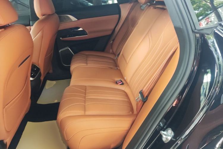 Used XPeng G9 2025 625 Long-Range Max Left Rear Seat