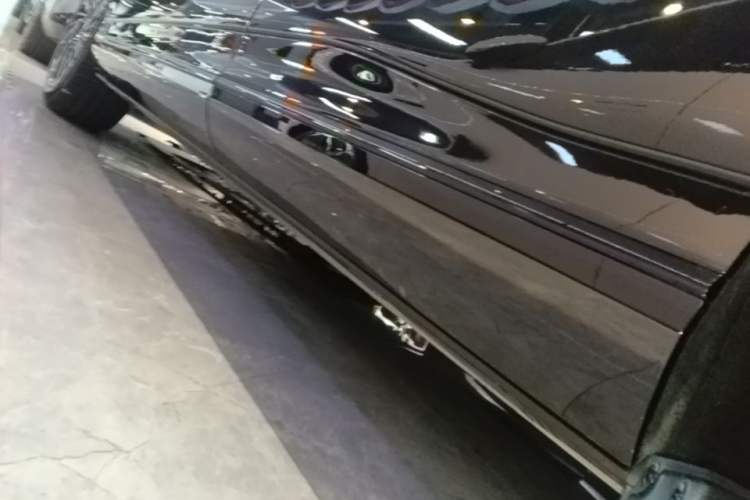 Used XPeng G9 2025 725 with Ultra-Long Range Max Left Side Sill