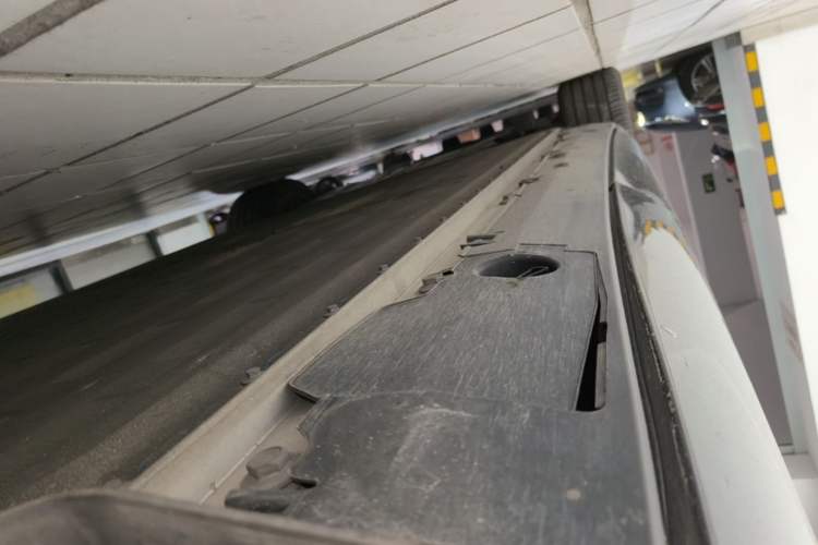 Used XPeng G9 2025 725 with Ultra-Long Range Max Left Side Sill