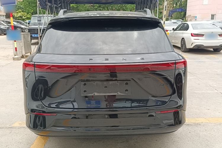 Used XPeng G9 2025 725 with Ultra-Long Range Max Rear