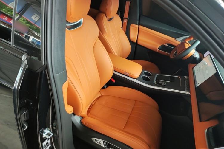 Used XPeng G9 2025 625 Long-Range Max Right Front Seat