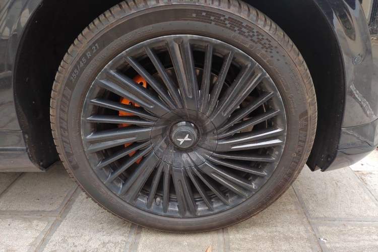 Used XPeng G9 2025 625 Long-Range Max Right Front Wheel Hub