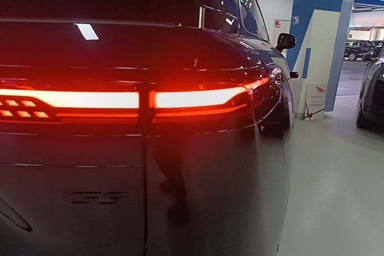Used XPeng G9 2025 625 Long-Range Max Right Rear Taillight