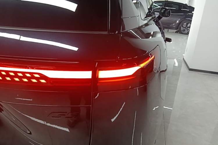 Used XPeng G9 2025 625 Long-Range Max Right Rear Taillight
