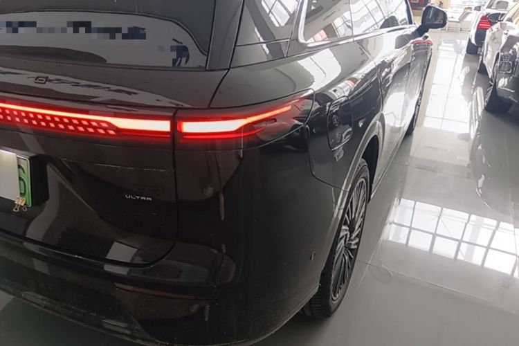 Used XPeng G9 2025 725 with Ultra-Long Range Max Right Rear Taillight