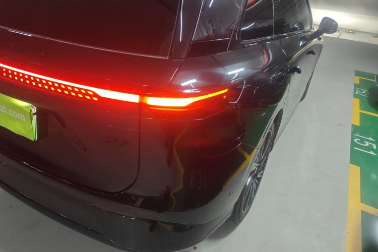 Used XPeng G9 2025 725 with Ultra-Long Range Max Right Rear Taillight