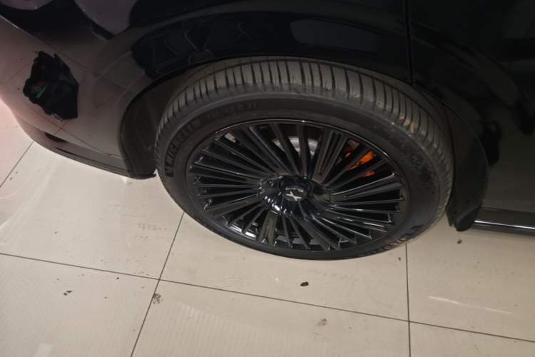 Used XPeng G9 2025 680 Ultra-Long Range All-Wheel Drive Max Right Rear Wheel Hub