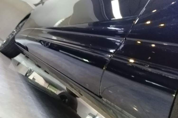 Used XPeng G9 2025 725 with Ultra-Long Range Max Right Side Sill