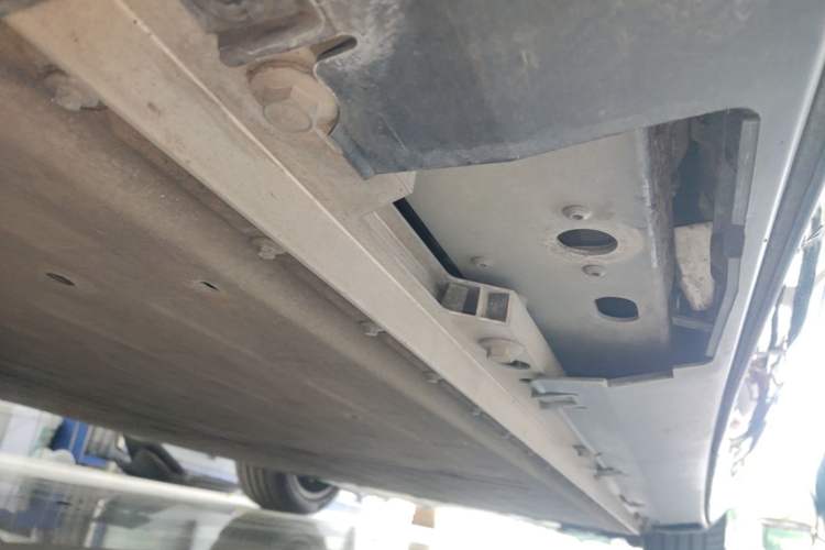 Used XPeng G9 2025 625 Long-Range Max Right Side Sill