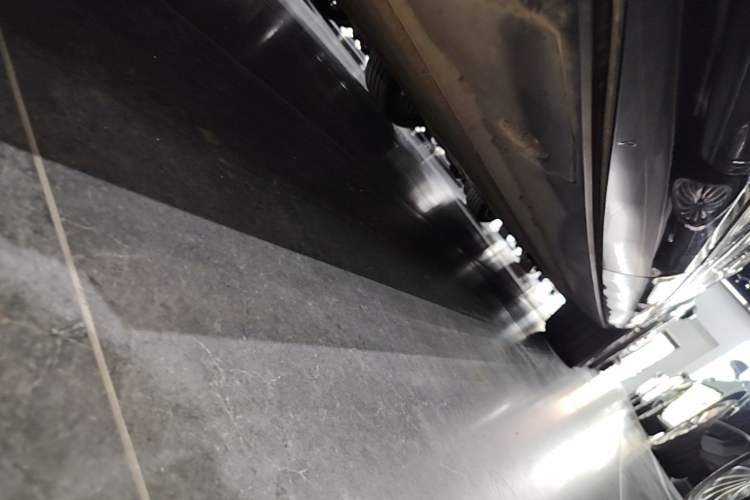 Used XPeng G9 2025 725 with Ultra-Long Range Max Right Side Sill