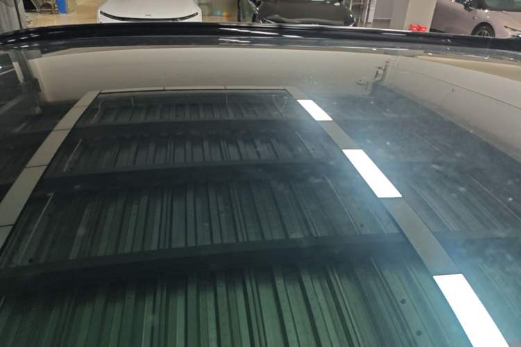 Used XPeng G9 2025 625 Long-Range Max Roof