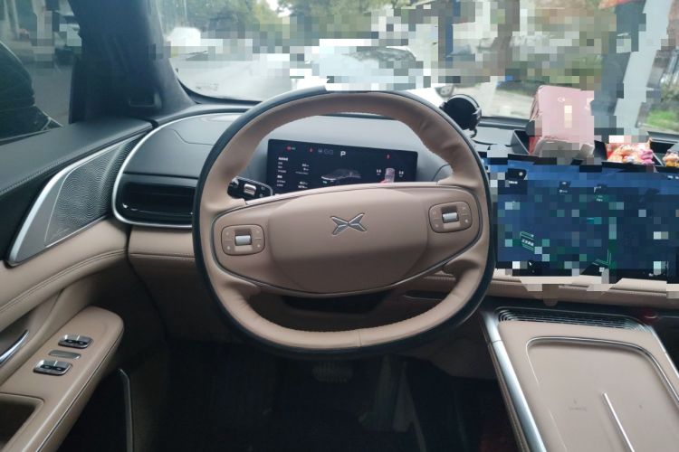 Used XPeng G9 2025 680 Ultra-Long Range All-Wheel Drive Max Steering Wheel
