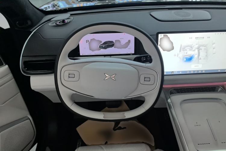 Used XPeng G9 2025 680 Ultra-Long Range All-Wheel Drive Max Steering Wheel