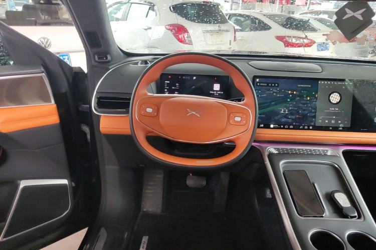 Used XPeng G9 2025 625 Long-Range Max Steering Wheel