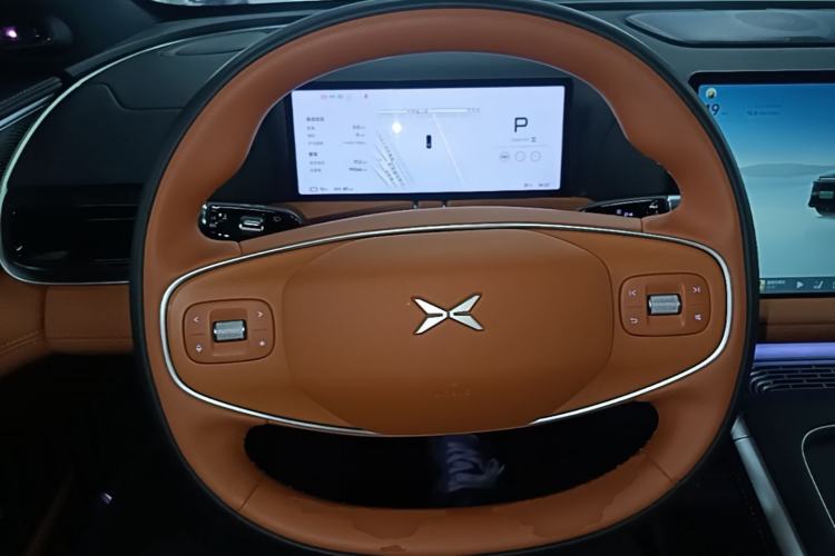 Used XPeng G9 2025 625 Long-Range Max Steering Wheel