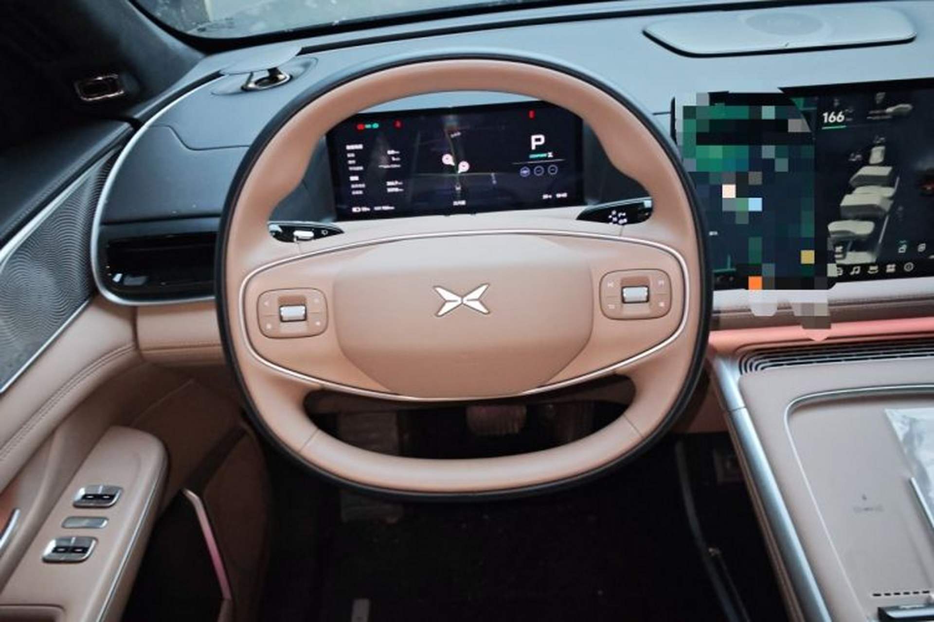 Used XPeng G9 2025 625 Long-Range Max Steering Wheel