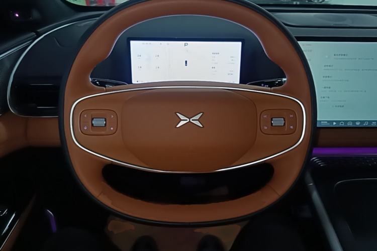 Used XPeng G9 2025 680 Ultra-Long Range All-Wheel Drive Max Steering Wheel