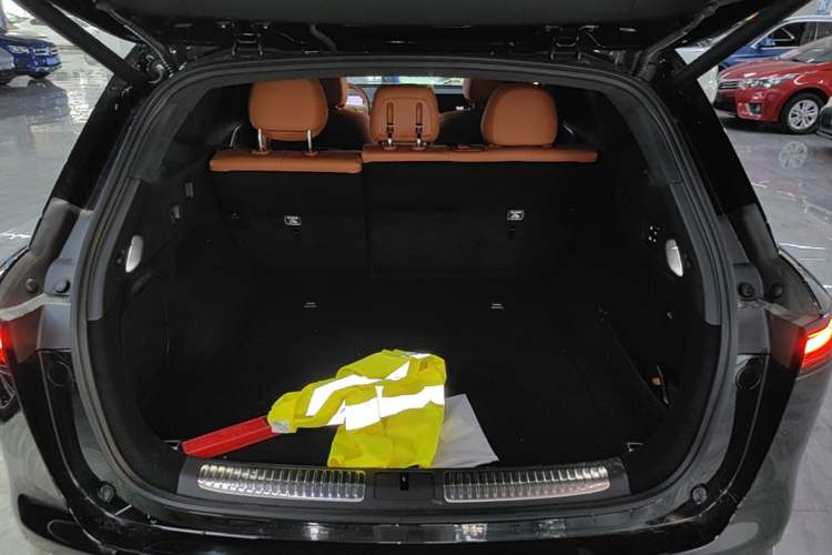 Used XPeng G9 2025 625 Long-Range Max Trunk