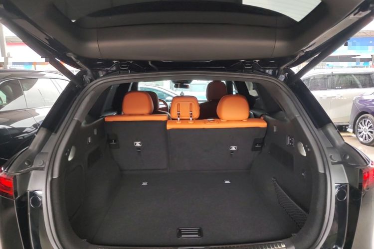 Used XPeng G9 2025 625 Long-Range Max Trunk