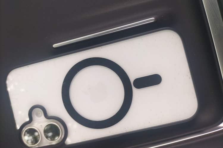 Used XPeng G9 2025 725 with Ultra-Long Range Max Vehicle Key