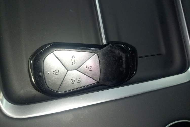 Used XPeng G9 2025 625 Long-Range Max Vehicle Key