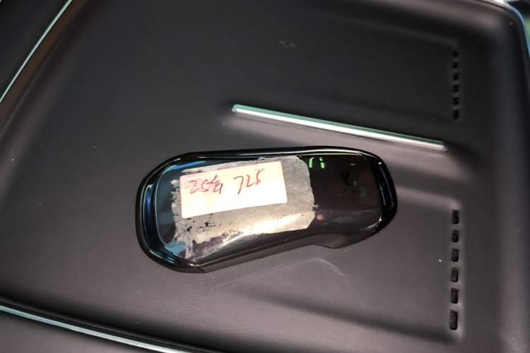 Used XPeng G9 2025 725 with Ultra-Long Range Max Vehicle Key
