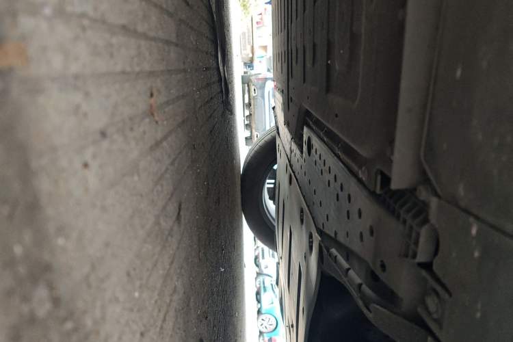 Used XPeng G9 2025 625 Long-Range Max Chassis Front Right