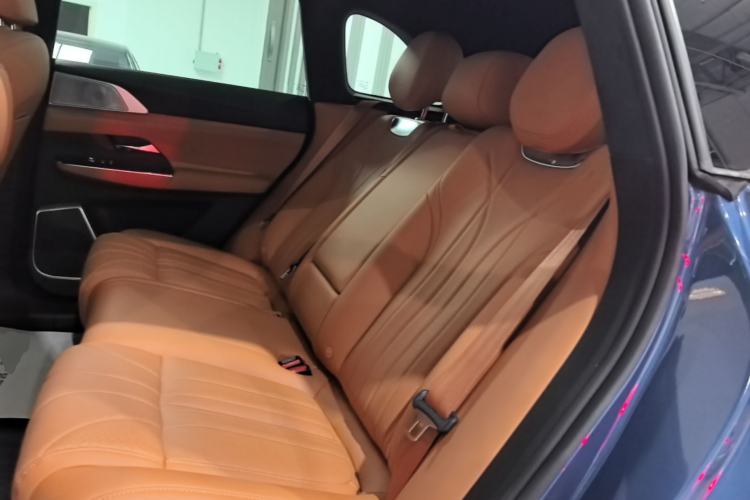 Used XPeng G9 2025 625 Long-Range Max Left Rear Seat