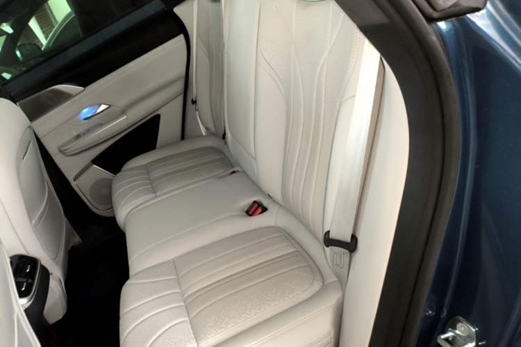 Used XPeng G9 2025 625 Long-Range Max Left Rear Seat