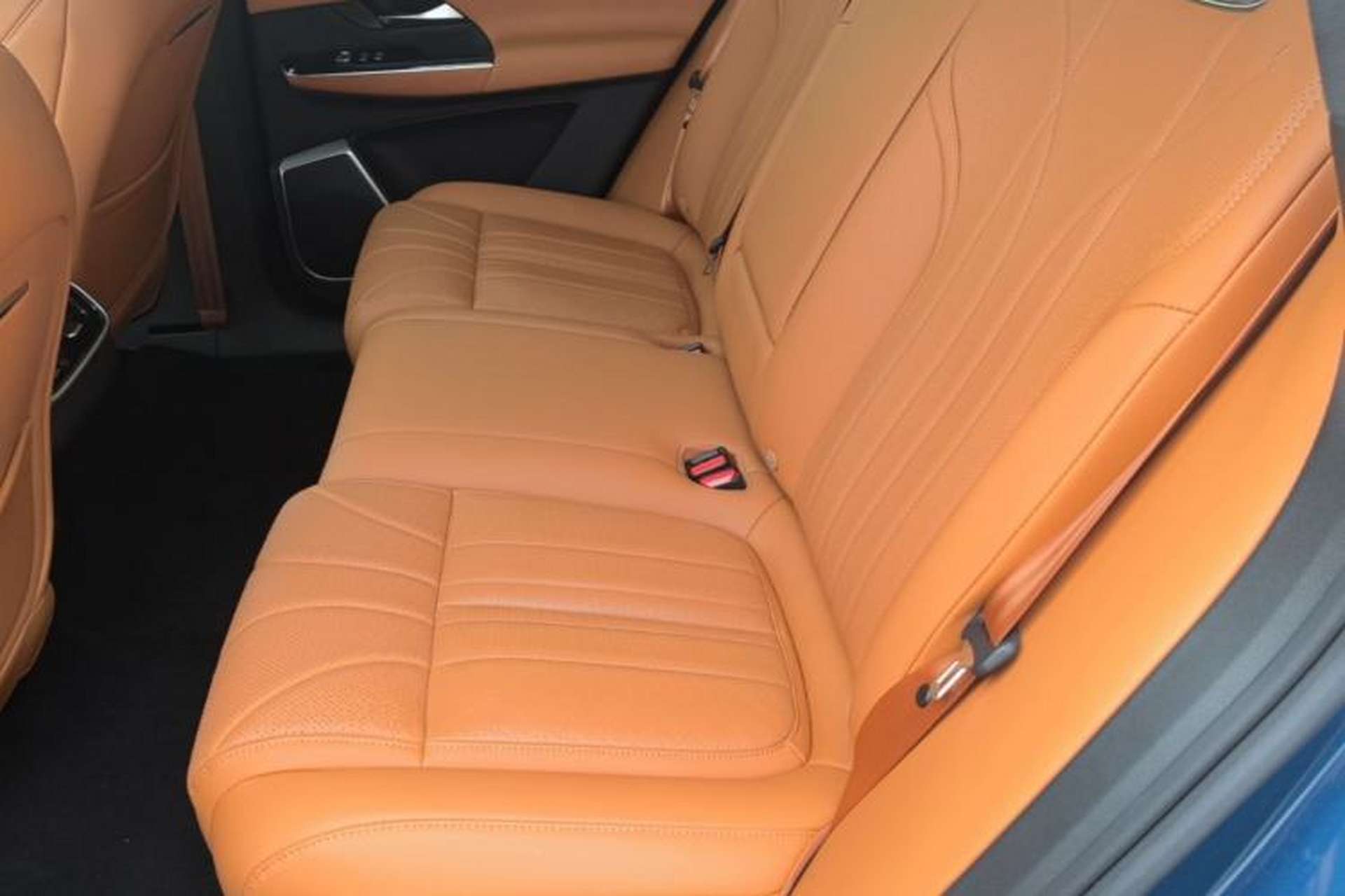 Used XPeng G9 2025 625 Long-Range Max Left Rear Seat