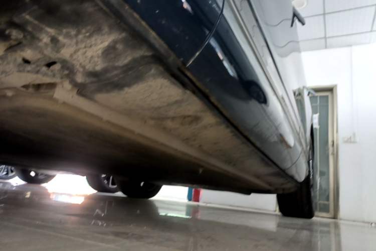 Used XPeng G9 2025 625 Long-Range Max Left Side Sill