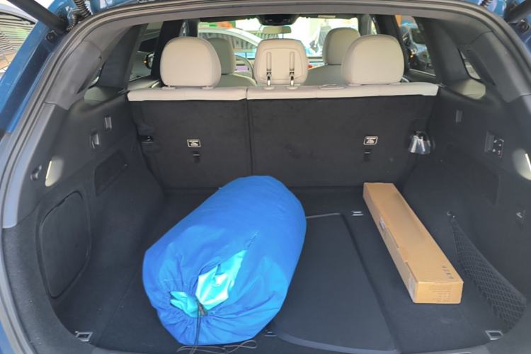 Used XPeng G9 2025 625 Long-Range Max Trunk