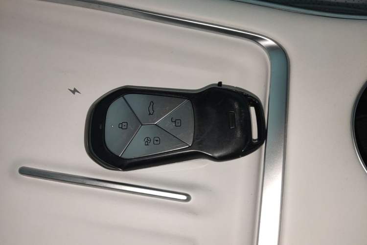 Used XPeng G9 2025 625 Long-Range Max Vehicle Key